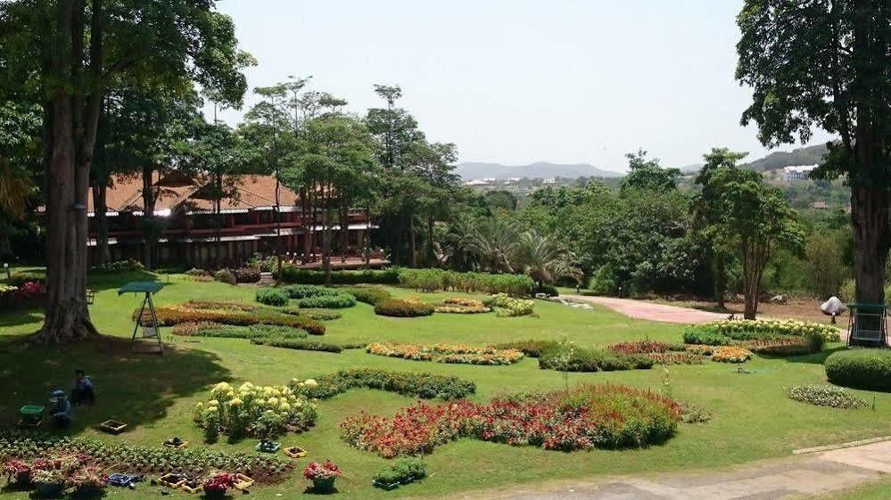 Arayana Phupimarn Resort & Spa Pakchong Luaran gambar